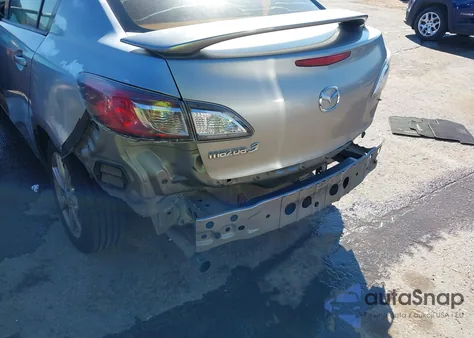 2012 Mazda Mazda3 I Sport z USA, uszkodzony, nr VIN JM1BL1UF5C1553696